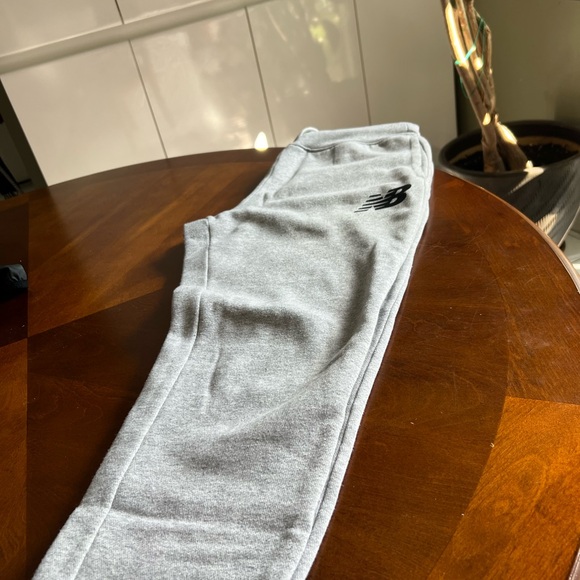 💥 SOLD💥 New balance set size medium - Picture 2 of 7